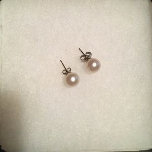 Freshwater Cultured Pearl Earrings In 14k Yellow Gold